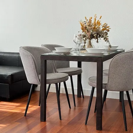 아파트 Paseo De La Ribera *