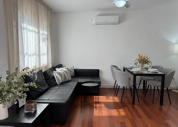 Apartment Paseo De La Ribera